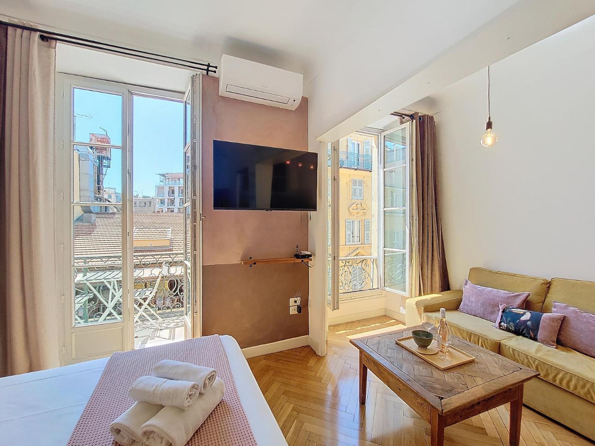 Nestor&jeeves - Trip - - Balcony Apartment Nice